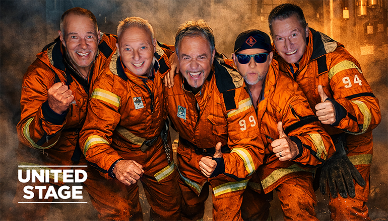 Bakgrund röda illustrerade jordgubbar med vit Facebook-logga på.